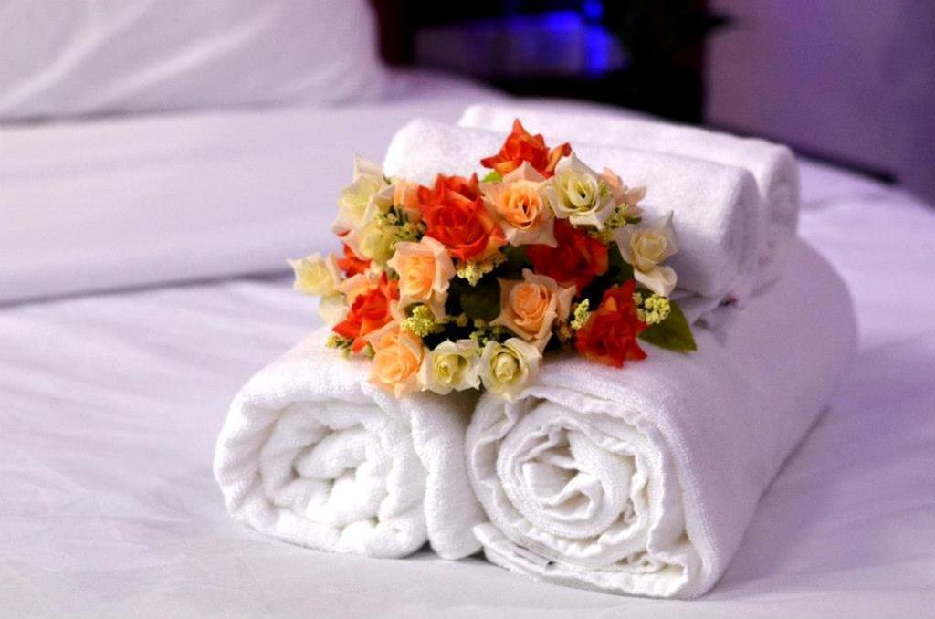 Pb Grand Hotel Hat Yai Exterior foto