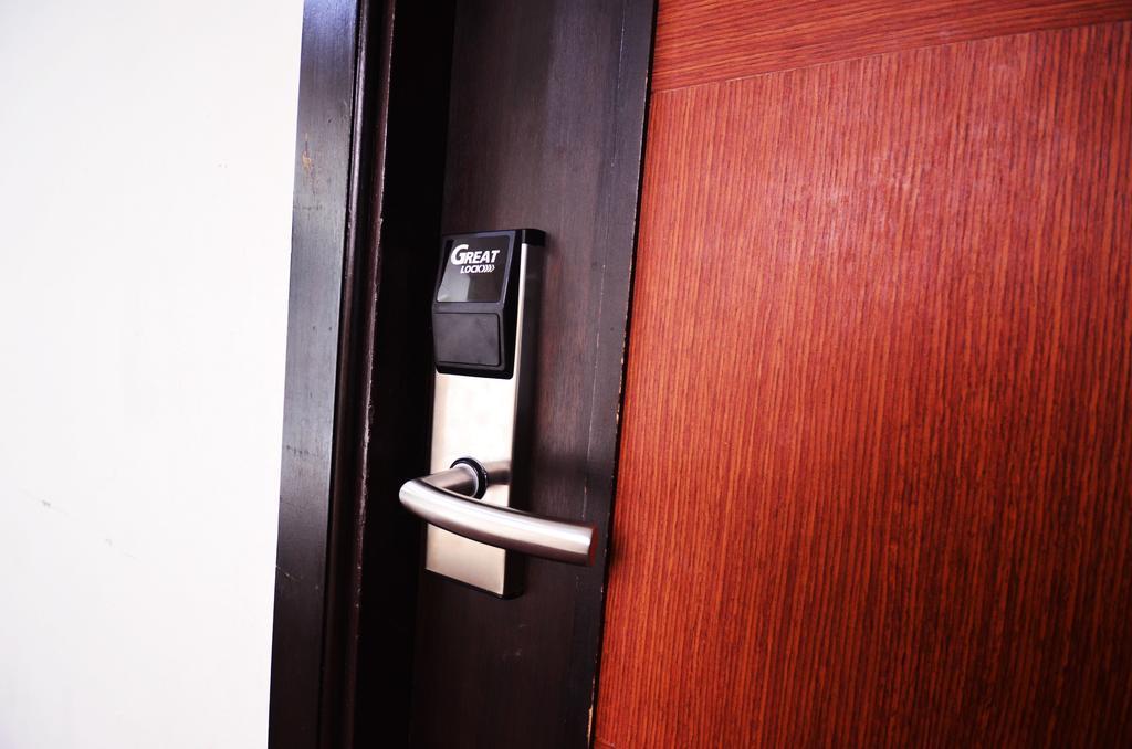 Pb Grand Hotel Hat Yai Exterior foto